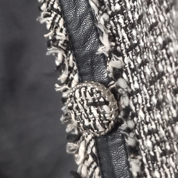 Macy McCoy crop blazzer - Picture 3 of 5